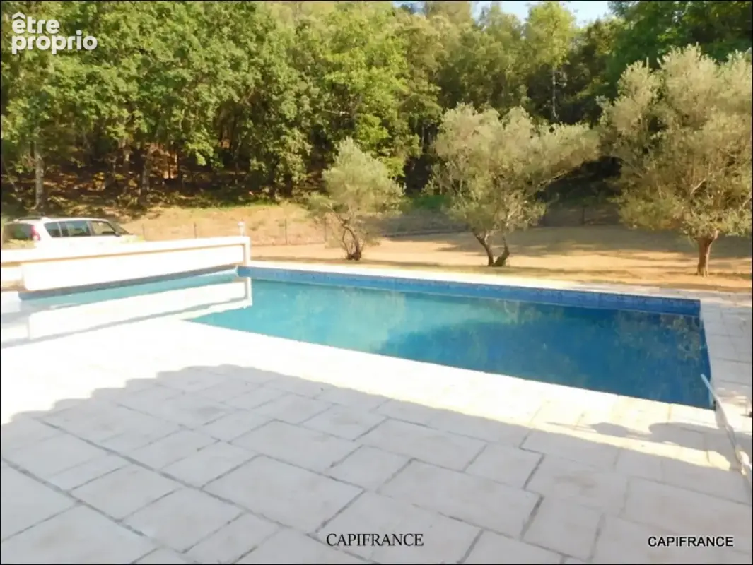 A LE VAL (83143) Maison familiale avec piscine, 4 chambres, grand garage, terrain naturel et boisé - photo 2