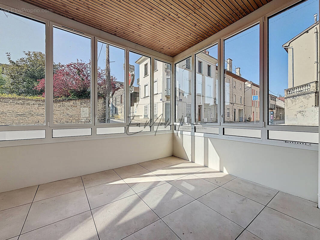 Appartement à BOURGOIN-JALLIEU