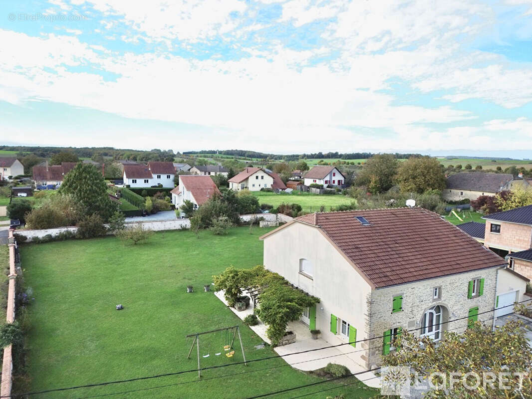 Maison à DARNIEULLES