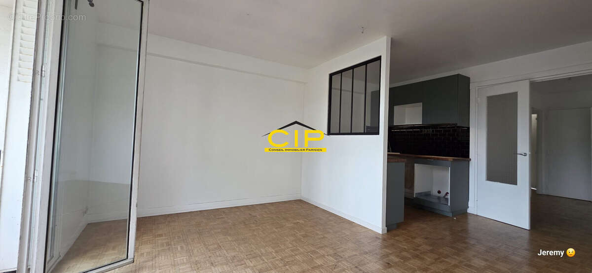 Appartement à PARIS-20E
