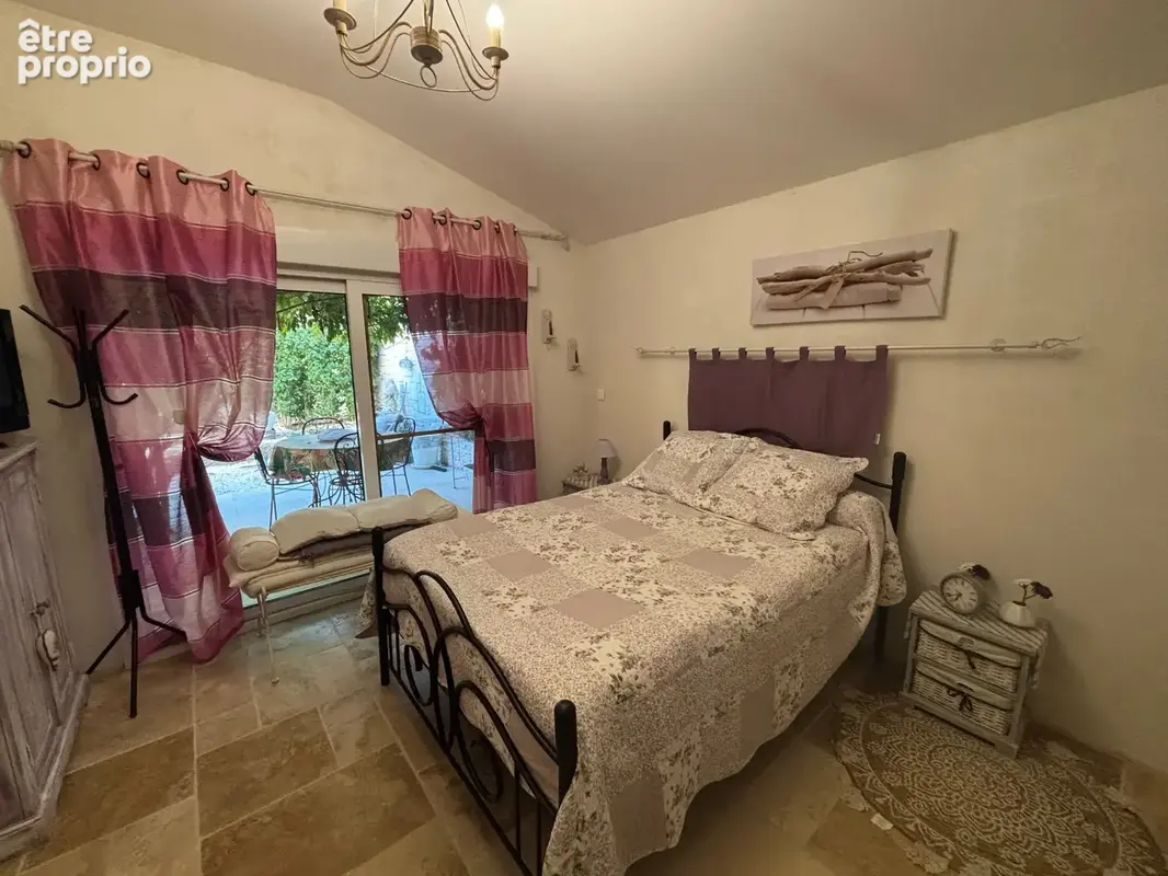 Maison de 120m2 avec Piscine en bordure de Tresques - photo 10