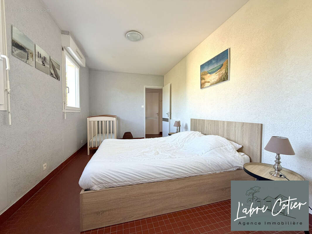 Chambre 1 - Appartement à SAINT-JEAN-DE-MONTS