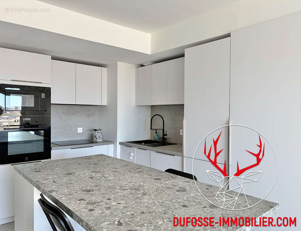 Appartement à MARSEILLE-2E