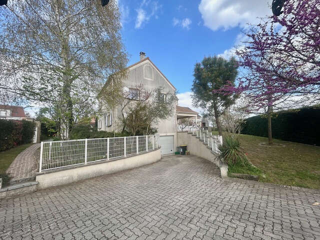 Maison à MONTLHERY