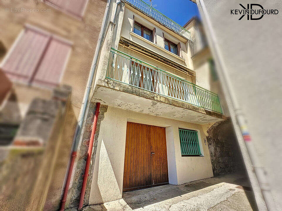 Maison à MONTPEZAT-SOUS-BAUZON