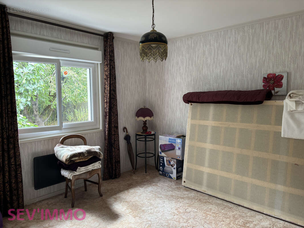 Maison 87 m² à Crechy  - photo 9