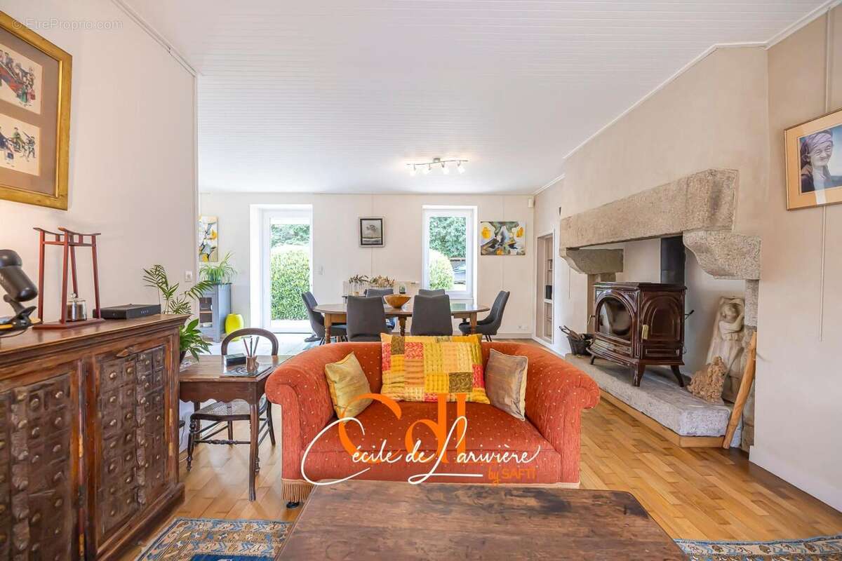 Photo 3 - Maison à LANDIVISIAU