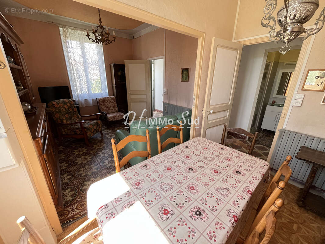 Maison, 3 faces, garage et extérieur - photo 7