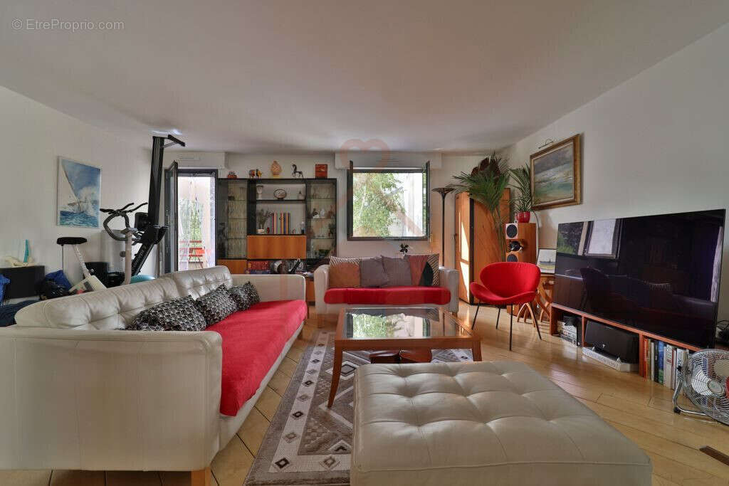 Appartement à LE KREMLIN-BICETRE