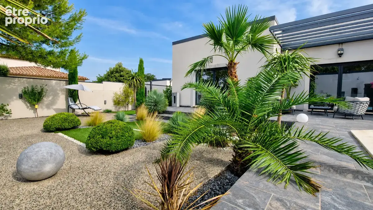 Au calme, villa contemporaine de plain pied sur 1003m2 avec piscine - prestation haut de gamme - photo 3