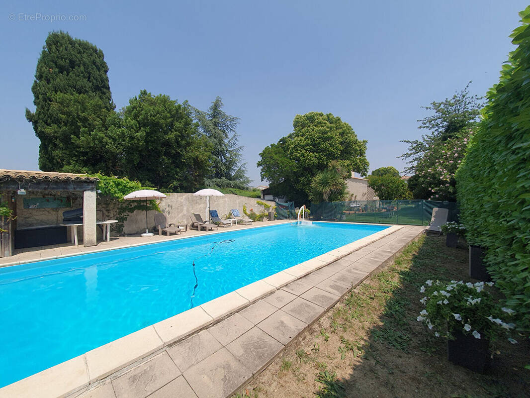 Maison à CALVISSON