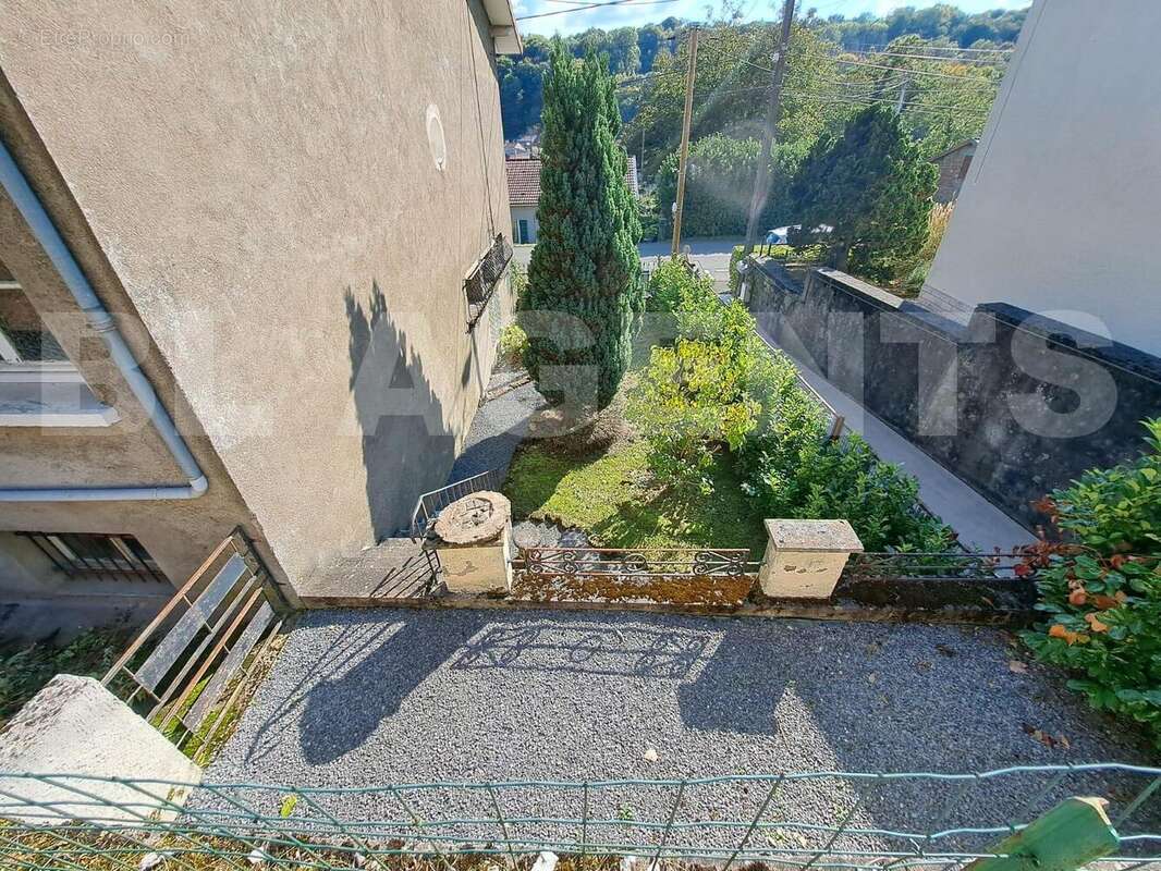 WhatsApp Image 2025-09-29 at 18 - Maison à LONGUYON