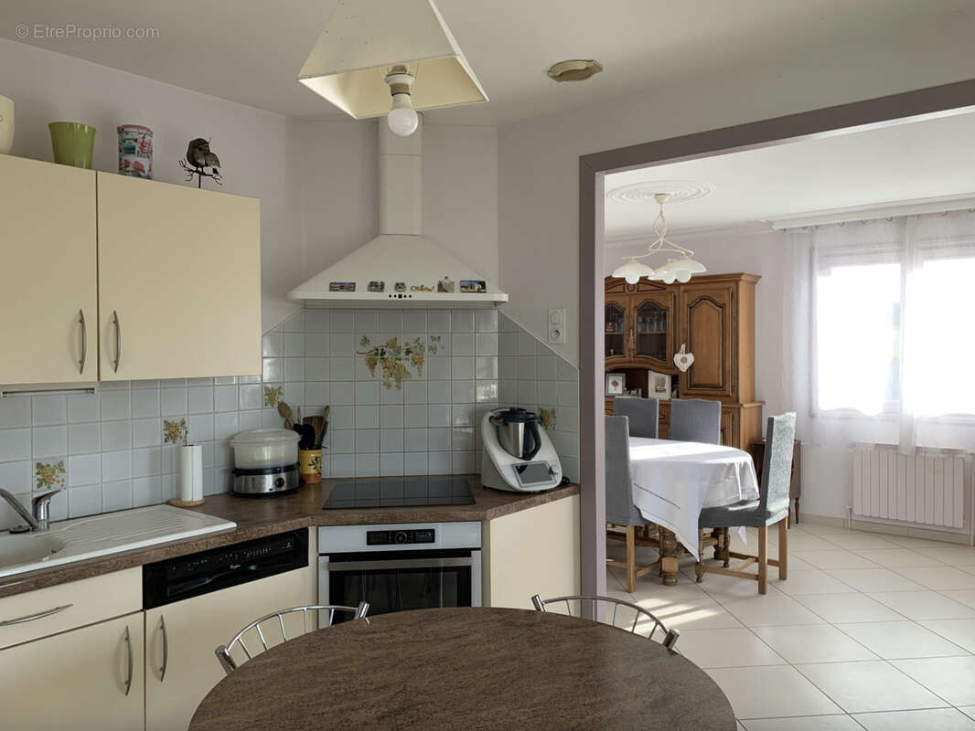 Maison à LA VERPILLIERE