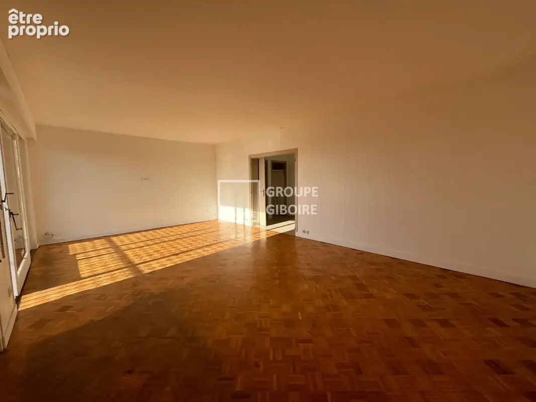 À vendre - Agence Giboire - Appartement 5 pièces avec vue dégagée à Rennes - photo 8