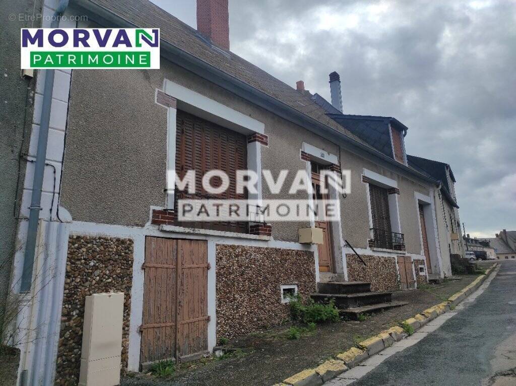 Maison à CHATEAU-CHINON(VILLE)