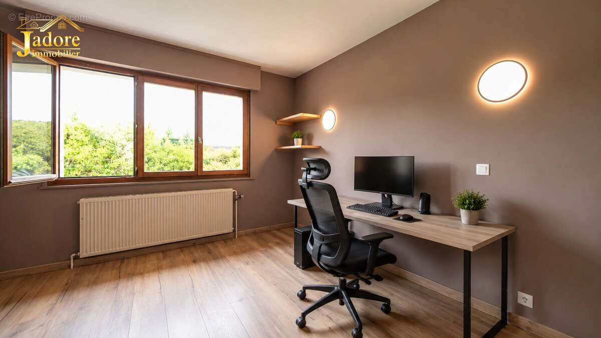 Maison renovee - photo 11