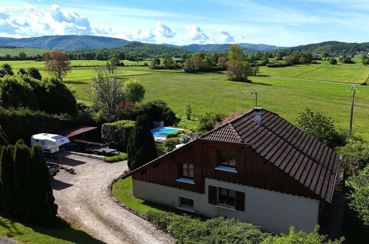 Vue exceptionnelle & esprit chalet : villa atypique à AROMAS - photo 8