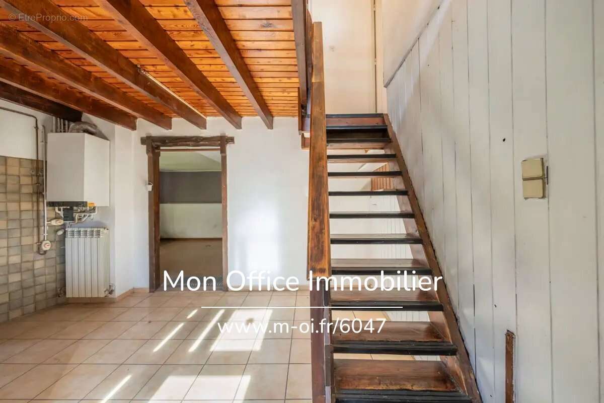 Maison à CHATEAUROUX-LES-ALPES