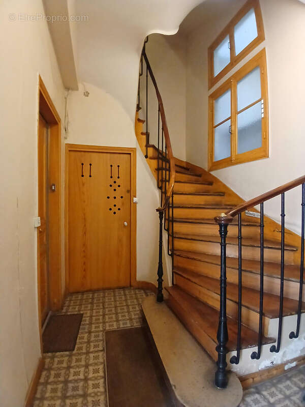 Appartement à PARIS-19E