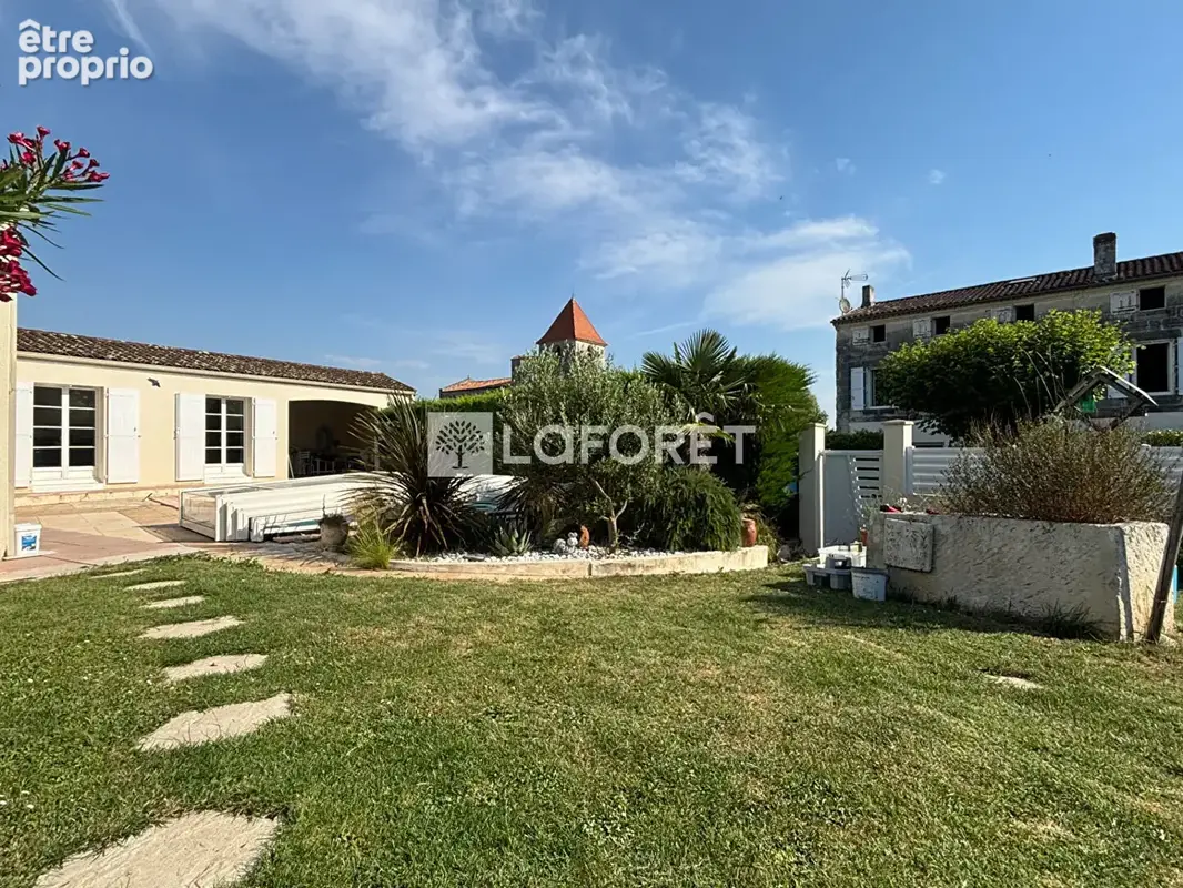 Maison Saint Georges Des Coteaux 4 pièces 112 m2 - photo 14