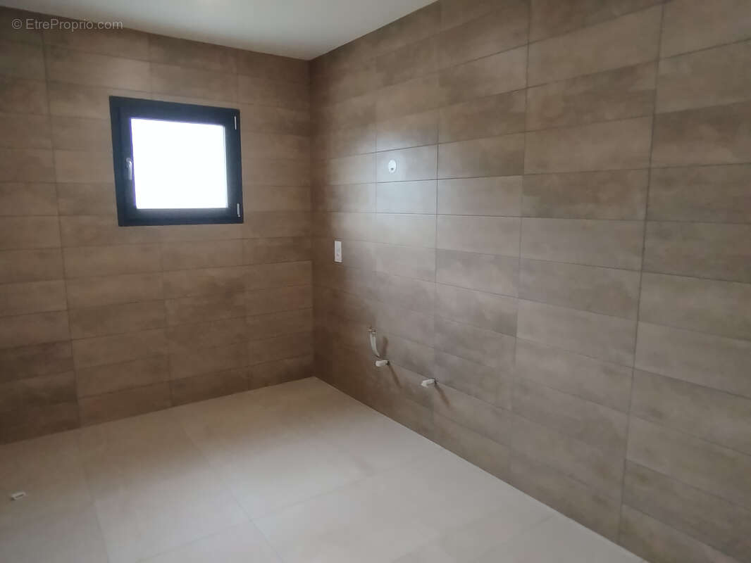 Maison à BELLERIVE-SUR-ALLIER