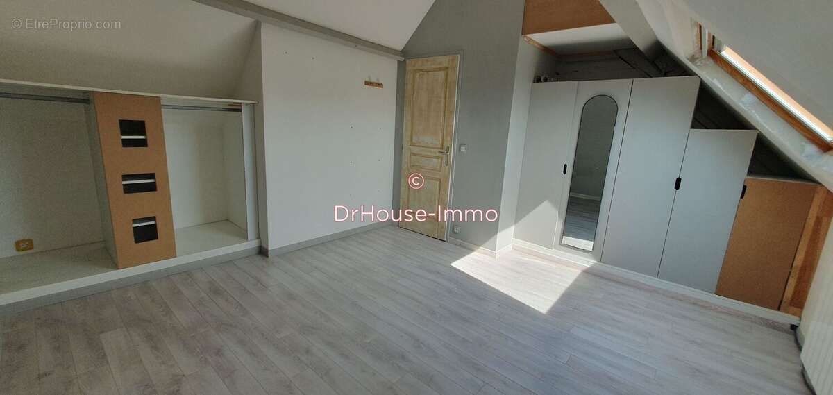 Maison à NEUILLY-EN-THELLE