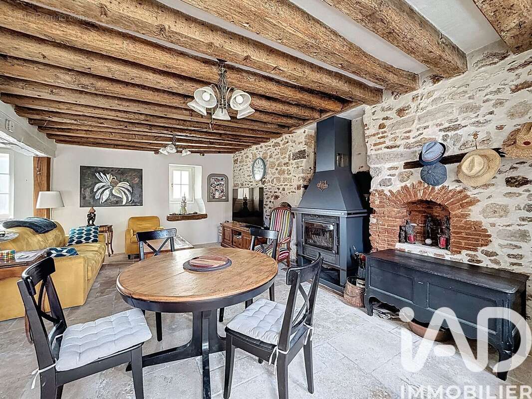 Photo 3 - Appartement à SAINT-CHERON