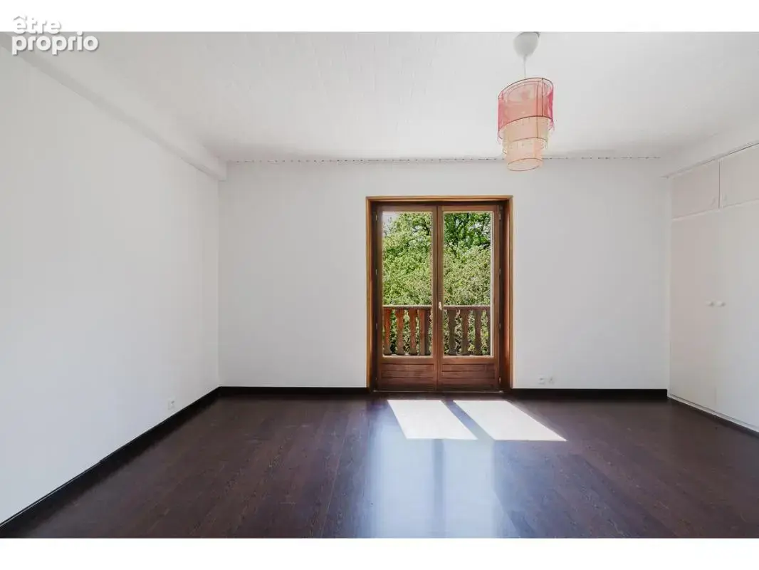 Maison 7 pièces 169 m² à vendre à Echenevex (01170) - photo 11