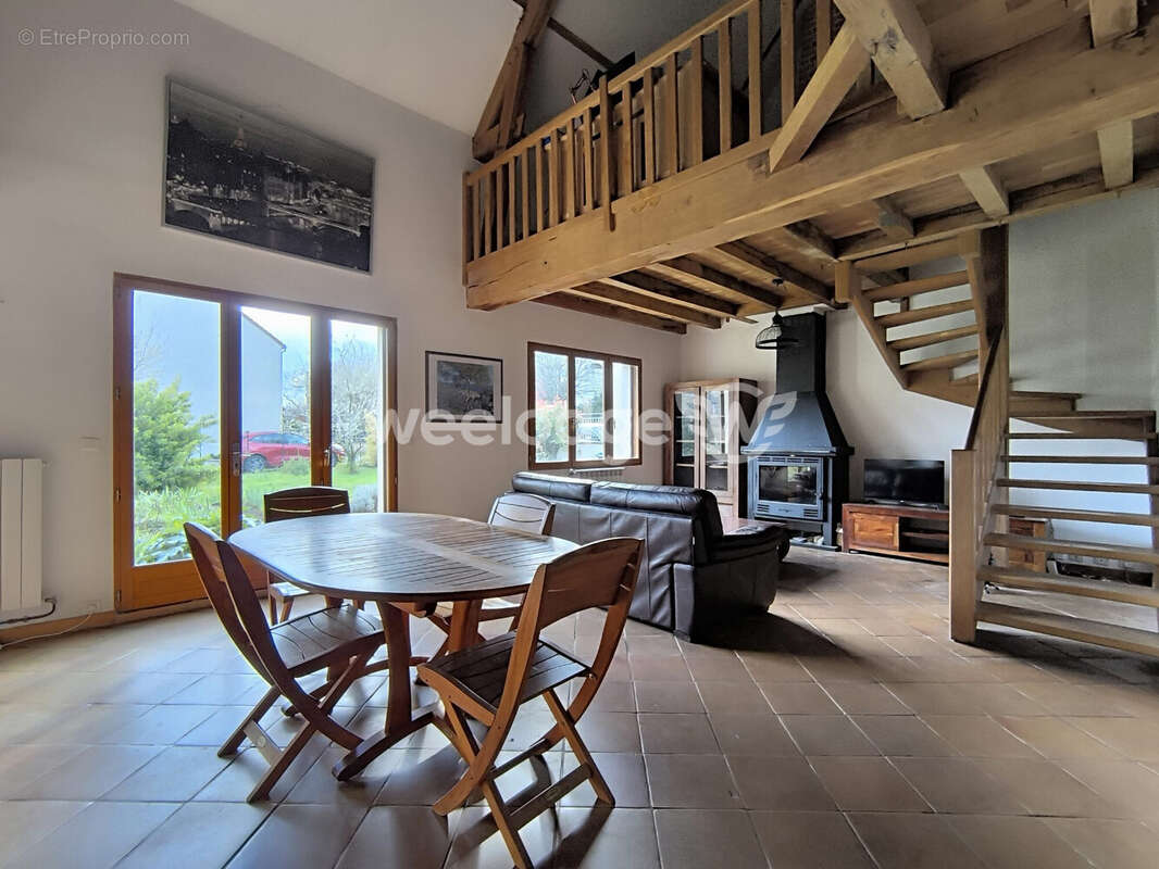 Maison à CONFLANS-SAINTE-HONORINE