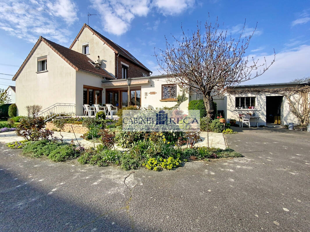 Maison à TERGNIER