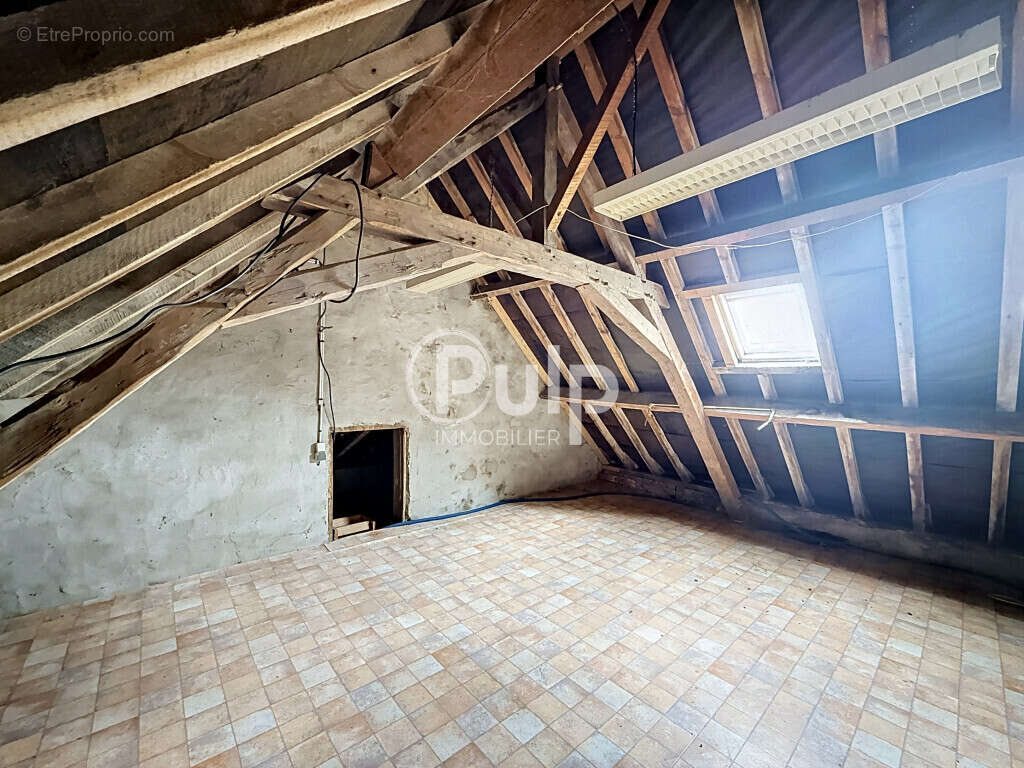 Maison à COUTICHES