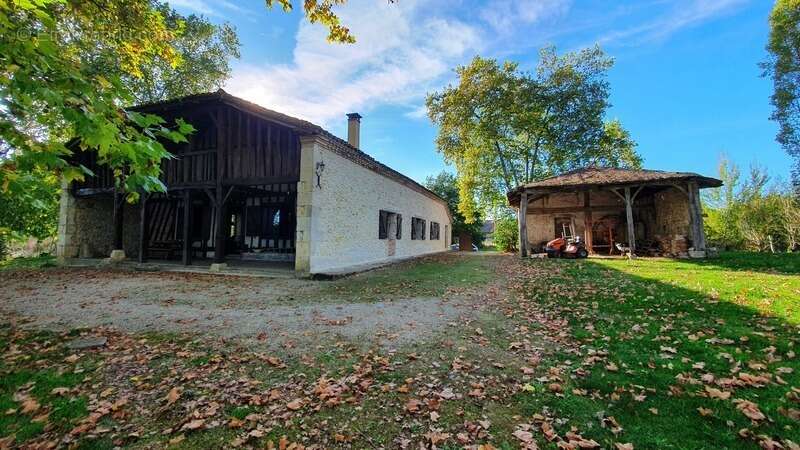 Maison en pierre et colombages, à vendre 4 pièces LAGRANGE (40) - photo 4