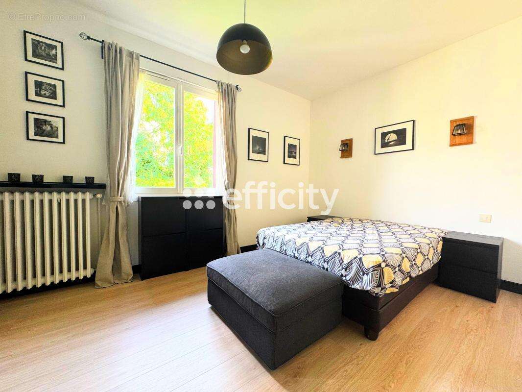 Appartement à MAISONS-ALFORT