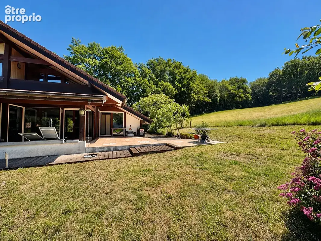 Maison familiale 140 m² : 4 chambres - terrain 1 215 m² - sous-sol - garage - photo 3