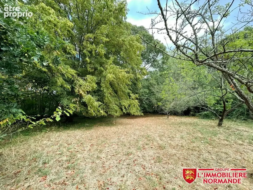 BÂTISSE FAMILIALE - 10 pièces, 5 chambres, 270m² - photo 18
