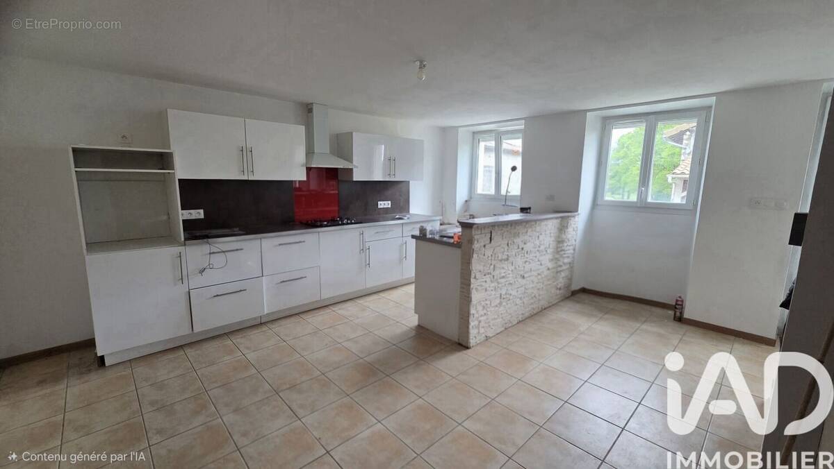 Photo 1 - Maison à ETAGNAC