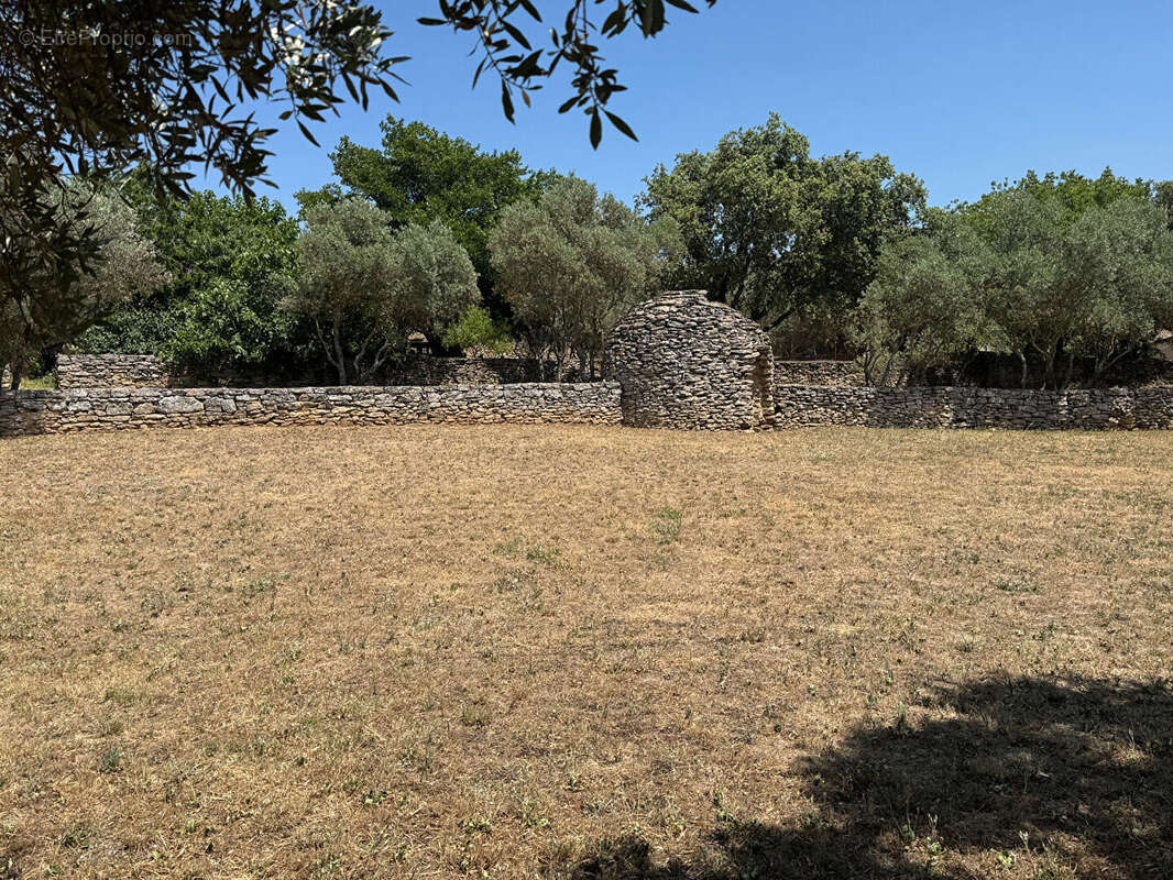 Terrain à CABRIERES-D&#039;AVIGNON