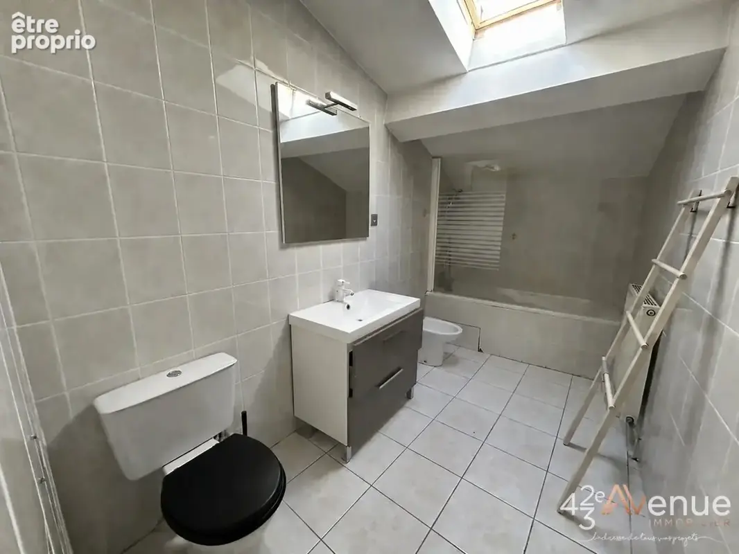 Appartement 4 pièces 83 m² à vendre à Saint-Etienne (42000) - photo 9