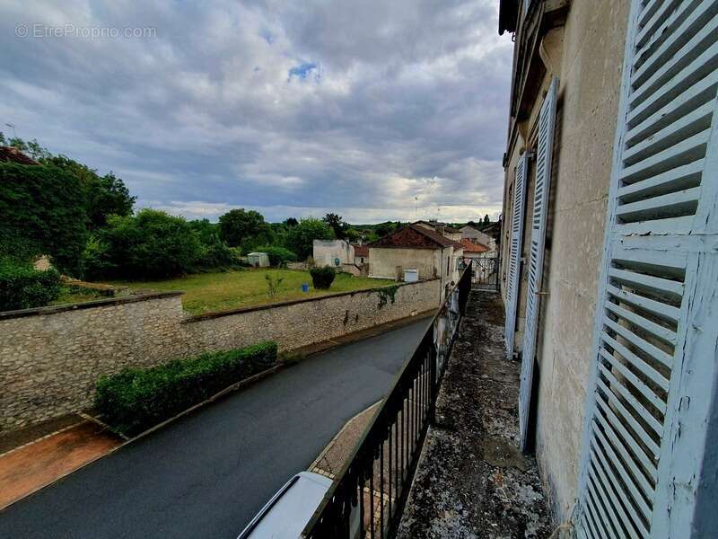 Maison à MAREUIL