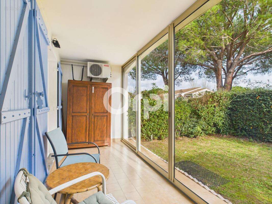 Appartement à MANDELIEU-LA-NAPOULE