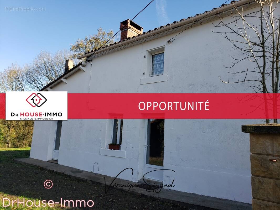 Maison à SAINT-MAURICE-LE-GIRARD