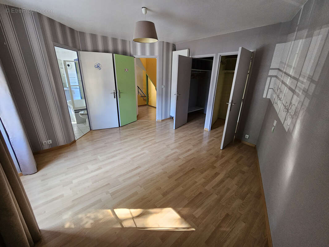Maison à CLEGUEREC