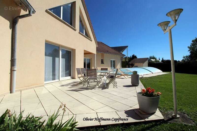 Maison à REDING