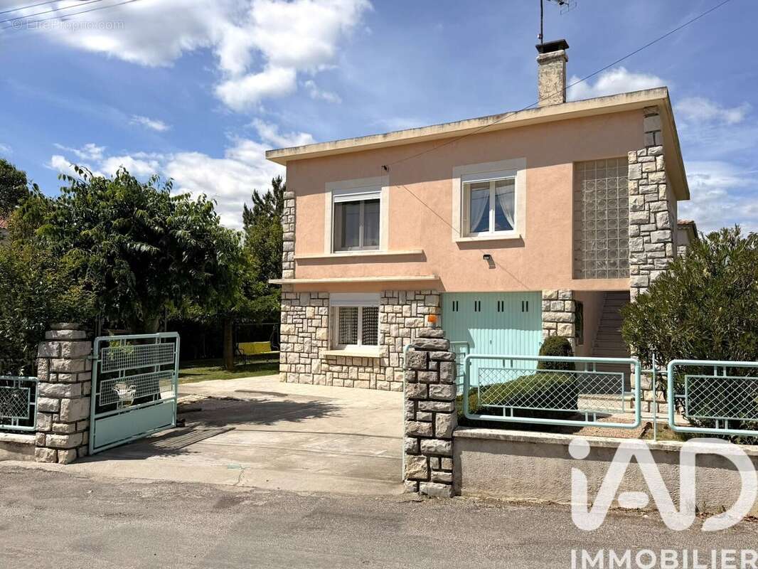 Photo 2 - Maison à ORAISON
