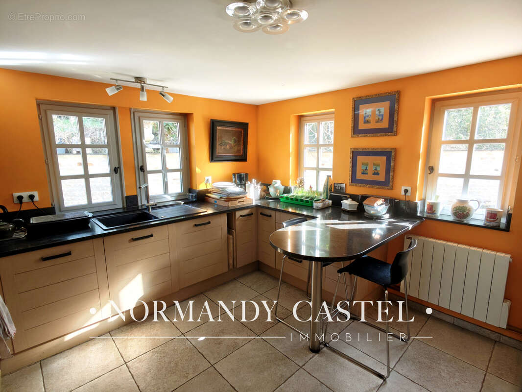 Maison à PUTOT-EN-AUGE