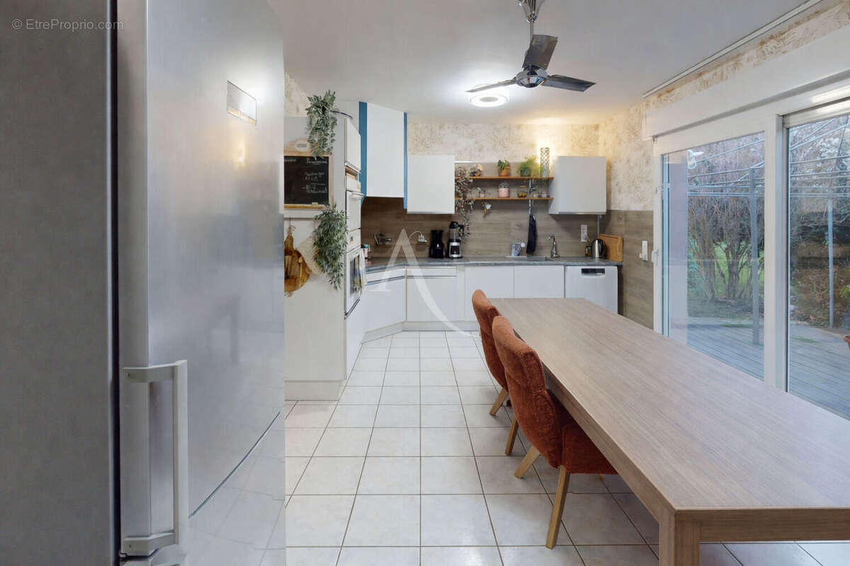 Maison à FONTAINE-LE-COMTE