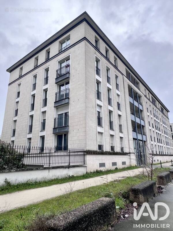Photo 1 - Appartement à BORDEAUX