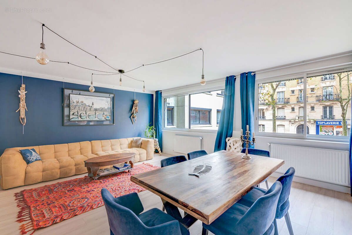 Appartement à PARIS-20E