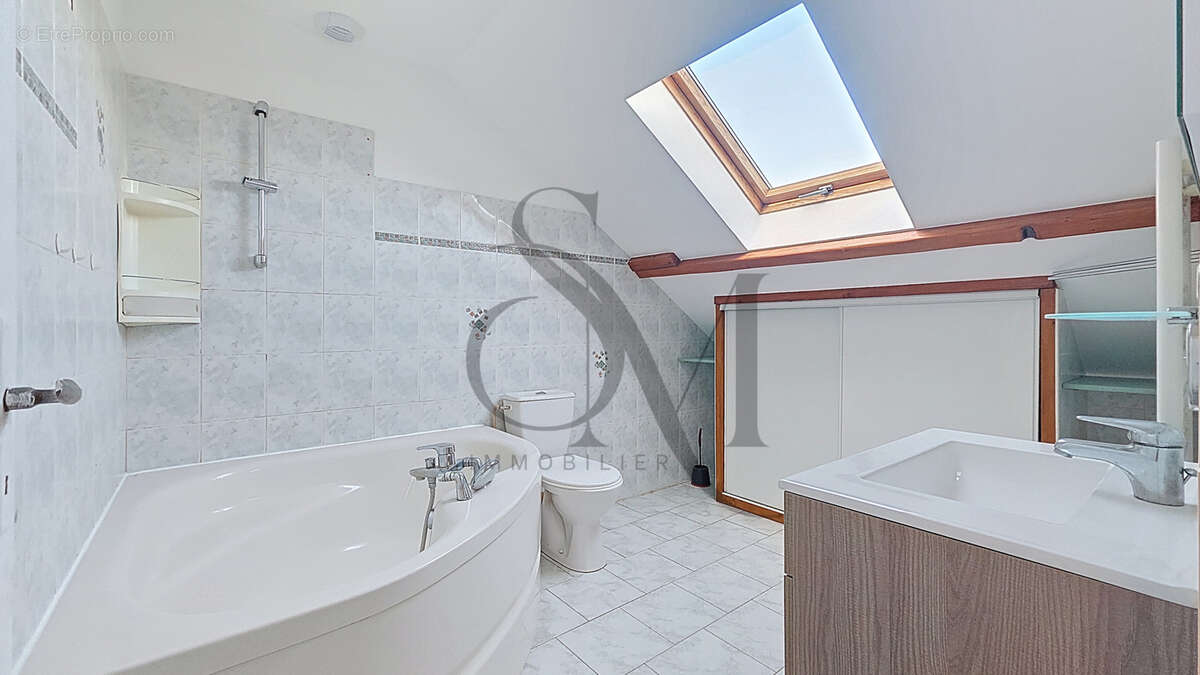 Maison à SAINT-GERMAIN-DES-PRES