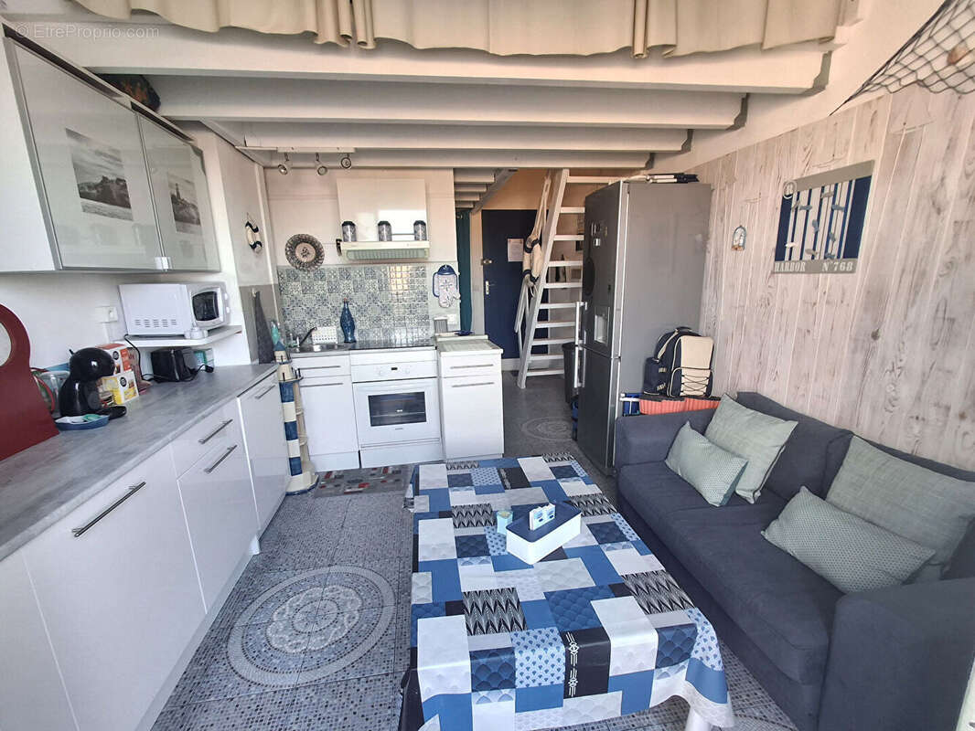 Appartement à PORT-LA-NOUVELLE